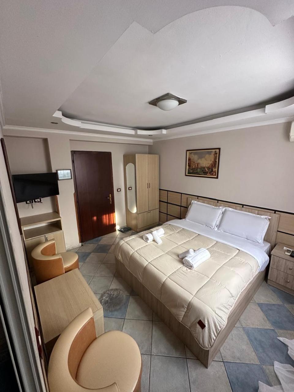 Ideal Hotel 3*